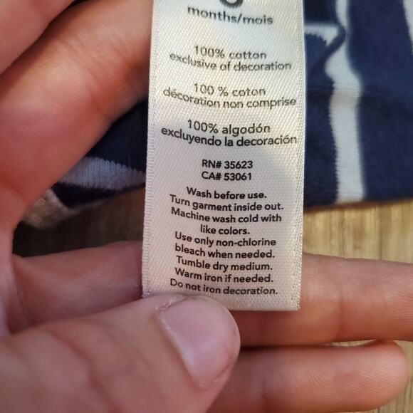 Carters 6 month striped one piece - Picture 6 of 6